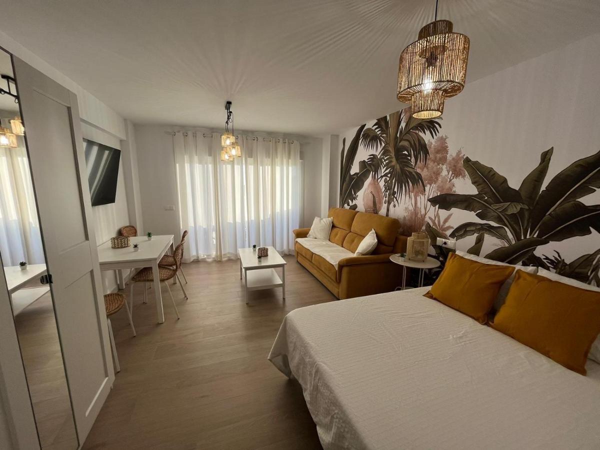 Selvatica Studio Torre Del Mar Esterno foto